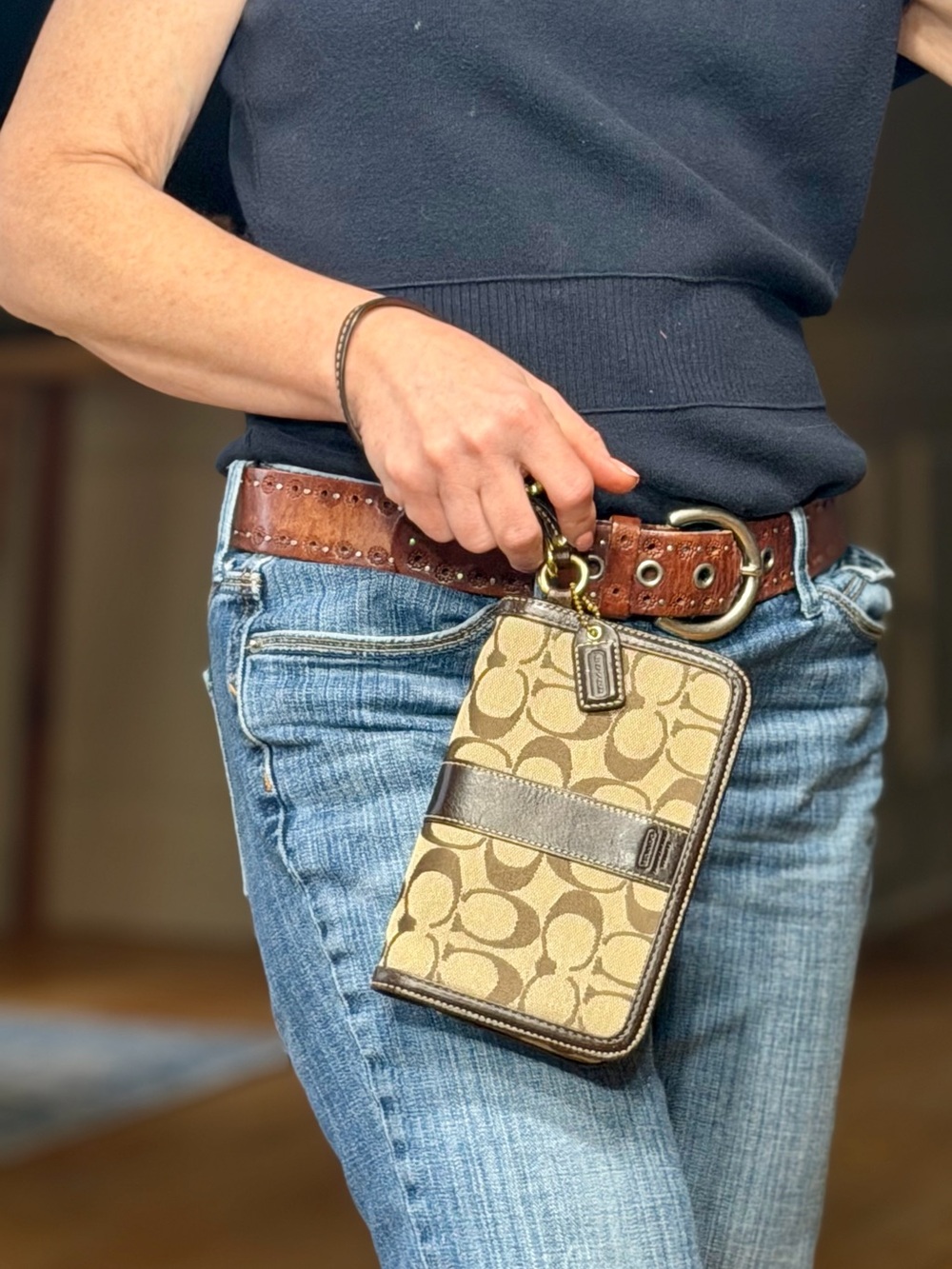 Coach Vintage Y2K Signature Jacquard Flap Wristlet Wallet (VGUC)